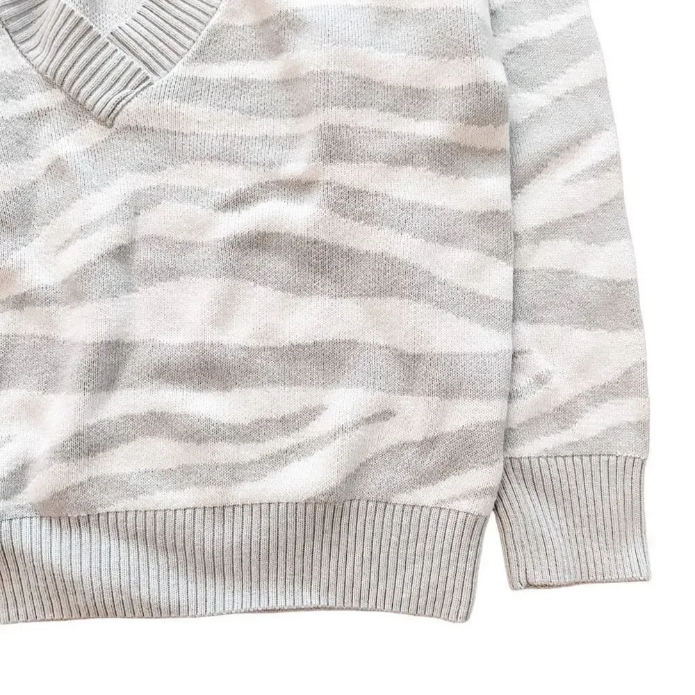 Varley Calvert Sweater Wool Blend V Neck Gray White Medium - Picture 3 of 9